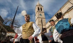KUMPANJIJA – VITEŠKA IGRA S MAČEVIMA, SMOKVICA, OTOK KORČULA, 02.02.2014.