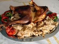 PEČENA PURICA S MLINCIMA