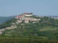 ALEJA GLAGOLJAŠA, ROČ - HUM