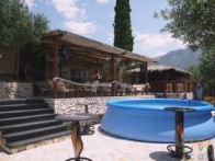 PINETA BEACH BAR, BRIST