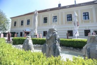 Romantika u hrvatskom zagorju! Smještaj, večera i vino u dvorcu Gjalski