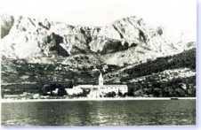 FRANJEVAČKI SAMOSTAN, ZAOSTROG