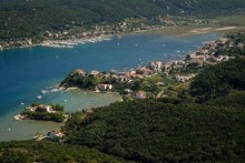 CRKVA SV. PETRA U SUPETARSKOJ DRAGI