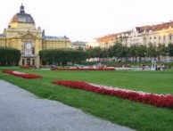 ZAGREBAČKA ZELENA POTKOVA (LENUCIJEVA POTKOVA)