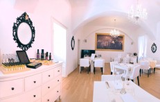 BISTRO KARLO, ZAGREB