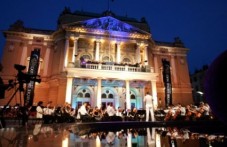 RIJEČKE LJETNE NOĆI, LIPANJ-SRPANJ 